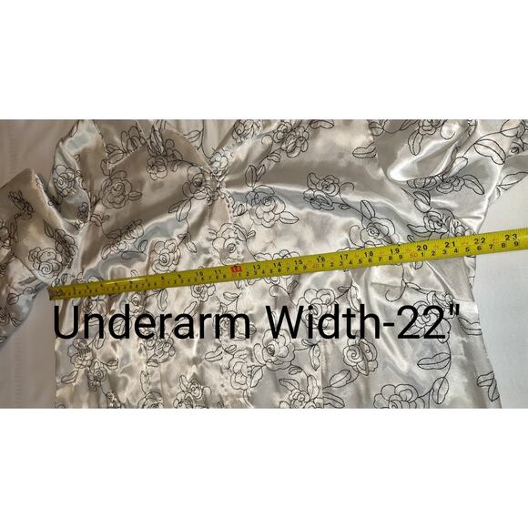 Style & Co Satin Blouse Top 16W Embroidered Black White Flared 3/4 Sleeves - Picture 13 of 16